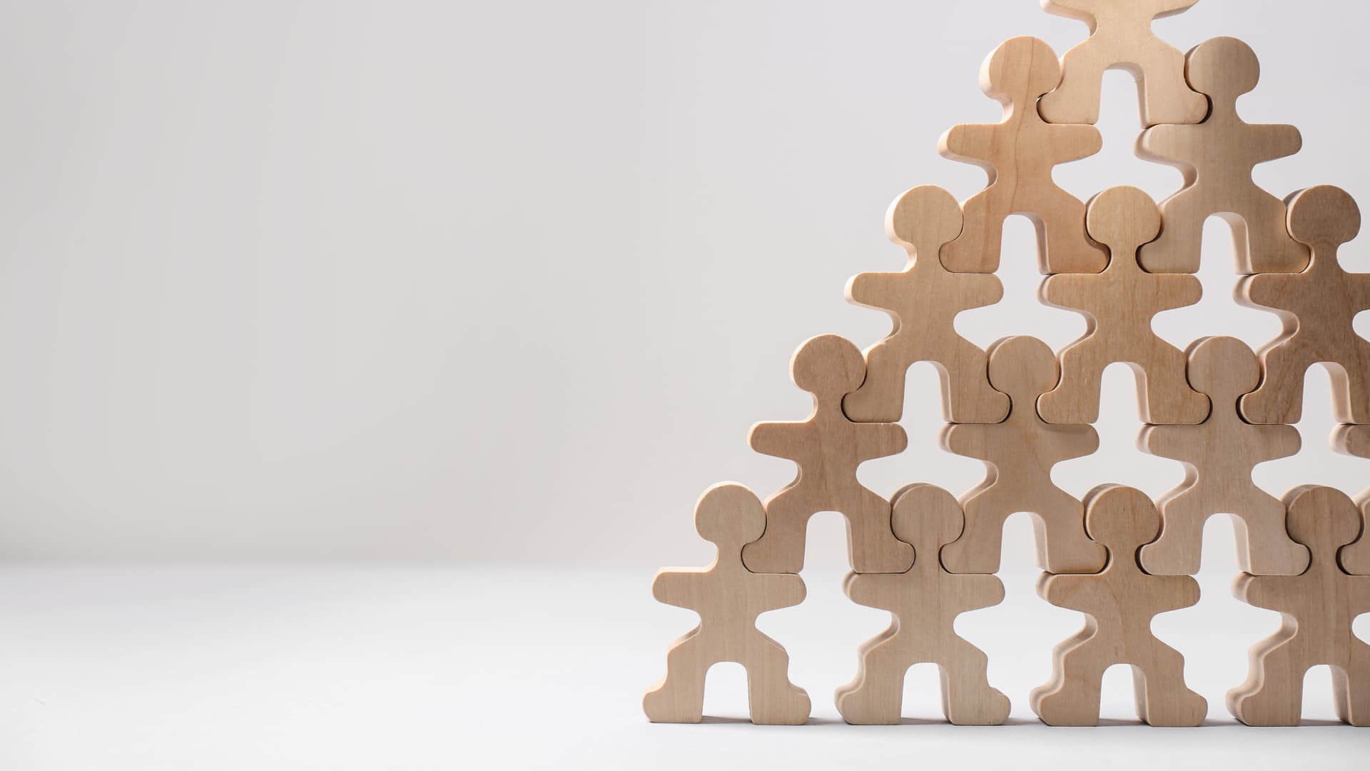 Featured image for “Bridge Skill Gaps: Build Stronger Teams for the Future of Work 2025”